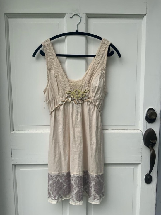 Free People Dresses & Skirts - 2008 Vintage Free People Cream Embroidered Mini Dress with Gray Lace Hem